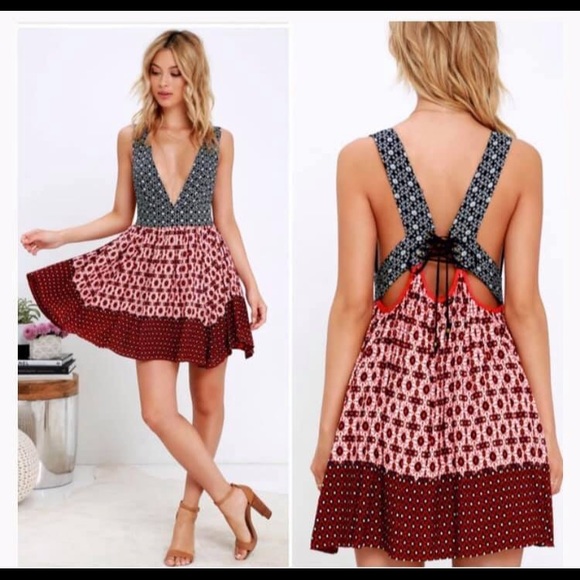 la vie en roses navy blue and red floral print dress